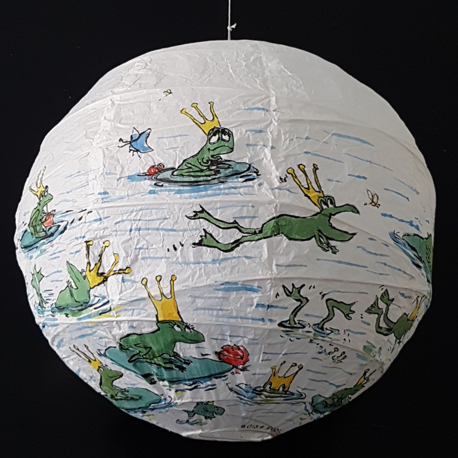 Painting of frog with crown waiting for a princess. Artwork by Frits Ahlefeldt. On rice paper lamp