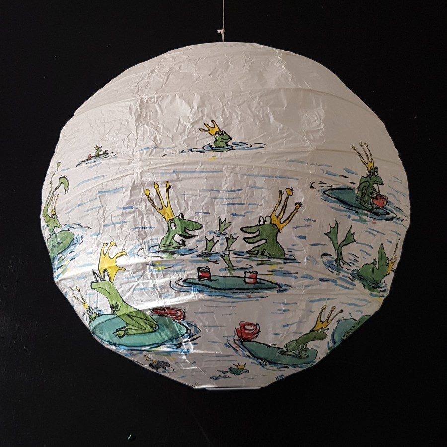 Painting of frog with crown waiting for a princess. Artwork by Frits Ahlefeldt. On rice paper lamp