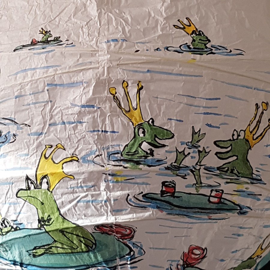 Painting of frog with crown waiting for a princess. Artwork by Frits Ahlefeldt. On rice paper lamp