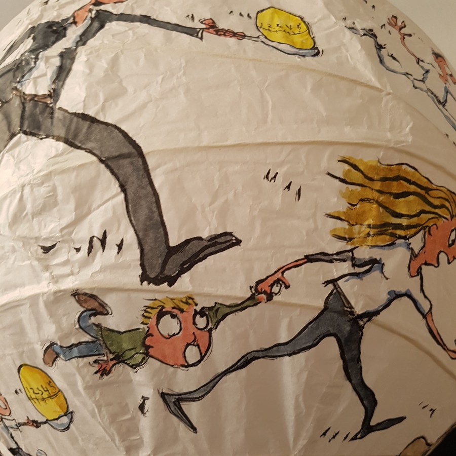 Egg Run with egg timer Detail drawing by Frits Ahlefeldt on Rice paper lamp